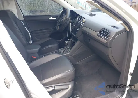 2021 Volkswagen Tiguan 2.0T Se/2.0T Se R-Line Black/2.0T Sel из США, поврежденный, VIN 3VV2B7AX0MM028554